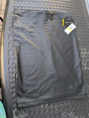 Zoe + Phoebe Medium Skirt New With Tags
